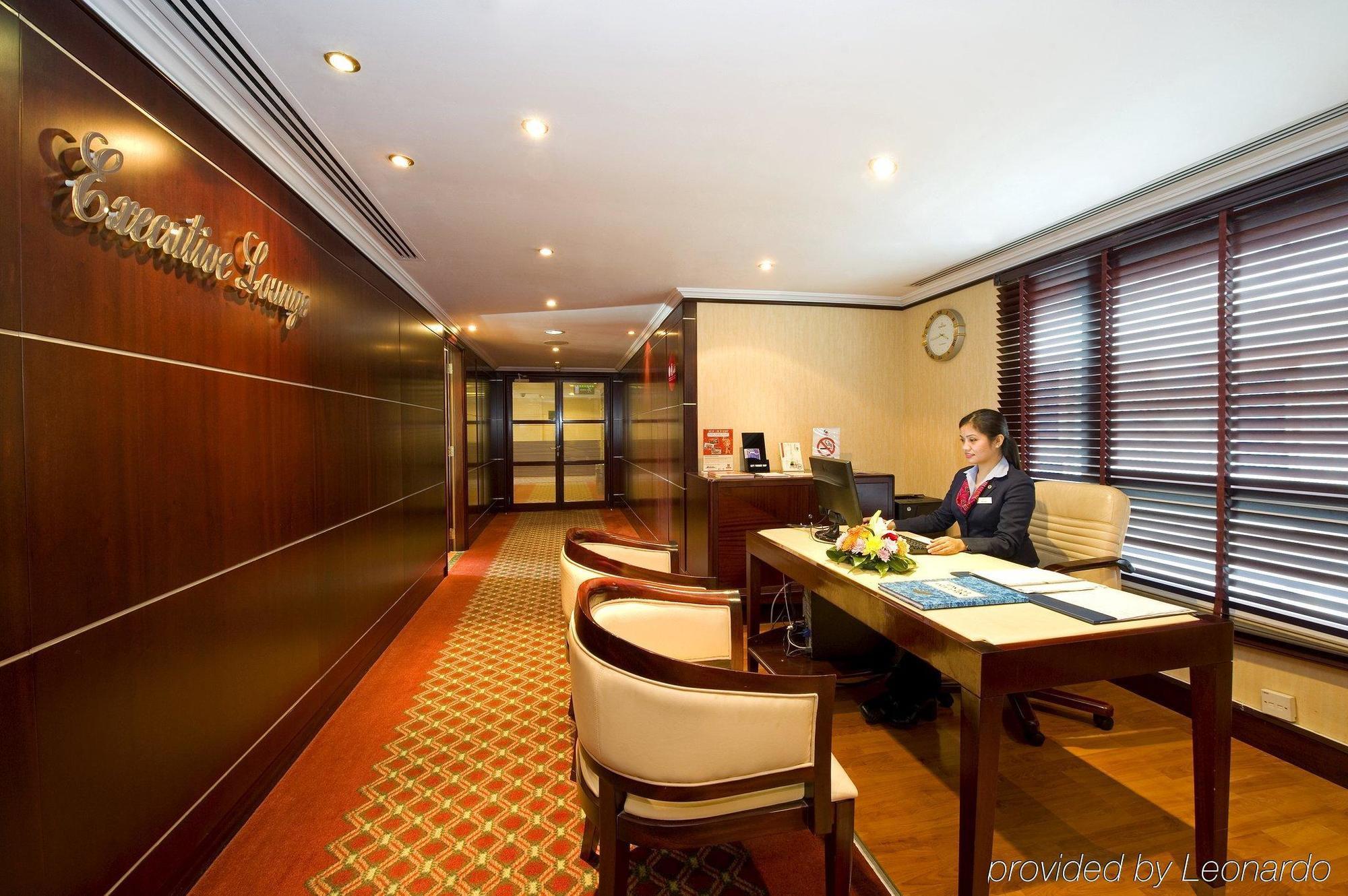Al Bustan Centre & Residence Дубай Екстериор снимка
