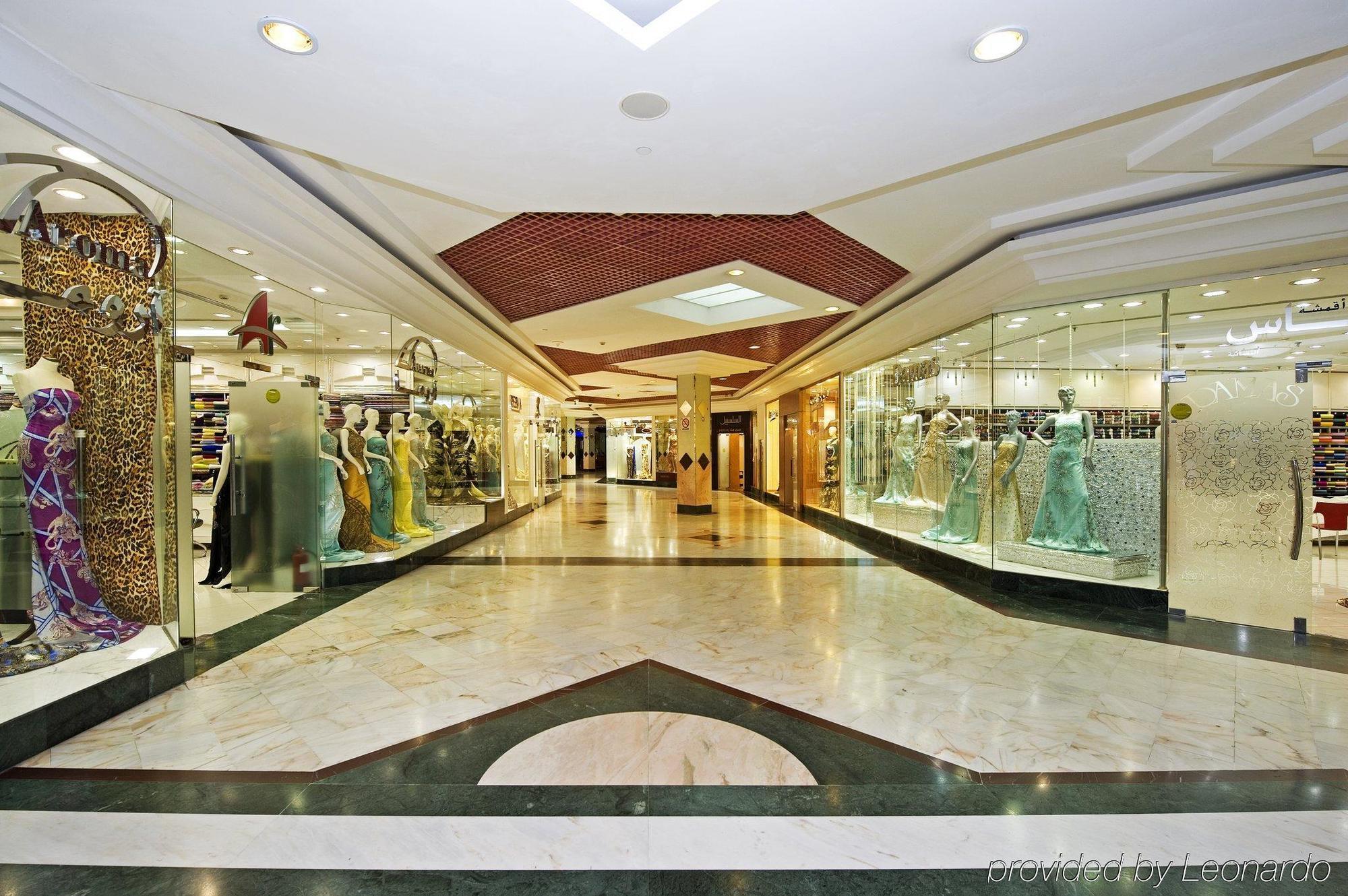 Al Bustan Centre & Residence Дубай Екстериор снимка