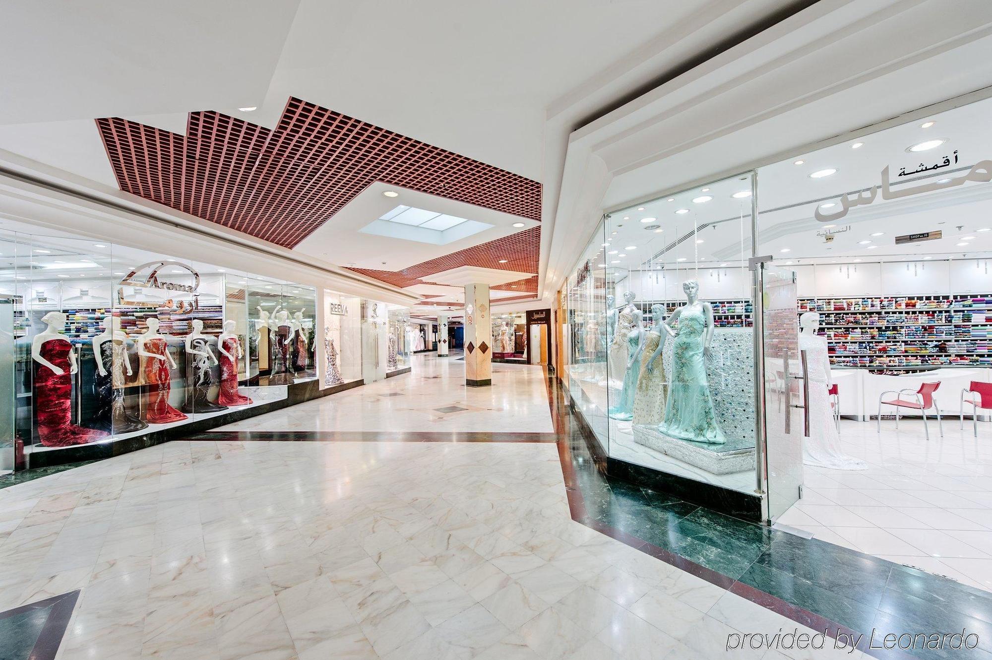 Al Bustan Centre & Residence Дубай Екстериор снимка