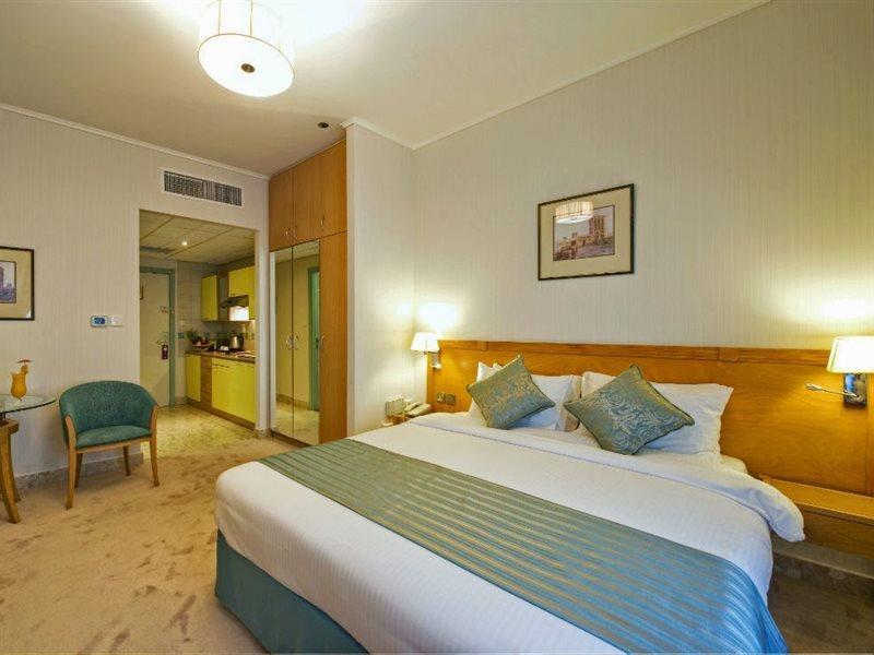 Al Bustan Centre & Residence Дубай Екстериор снимка